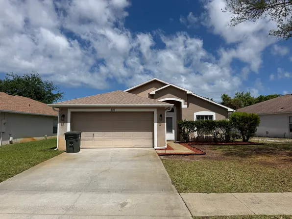278 Dahoon Holly Dr, Daytona Beach, FL 32117