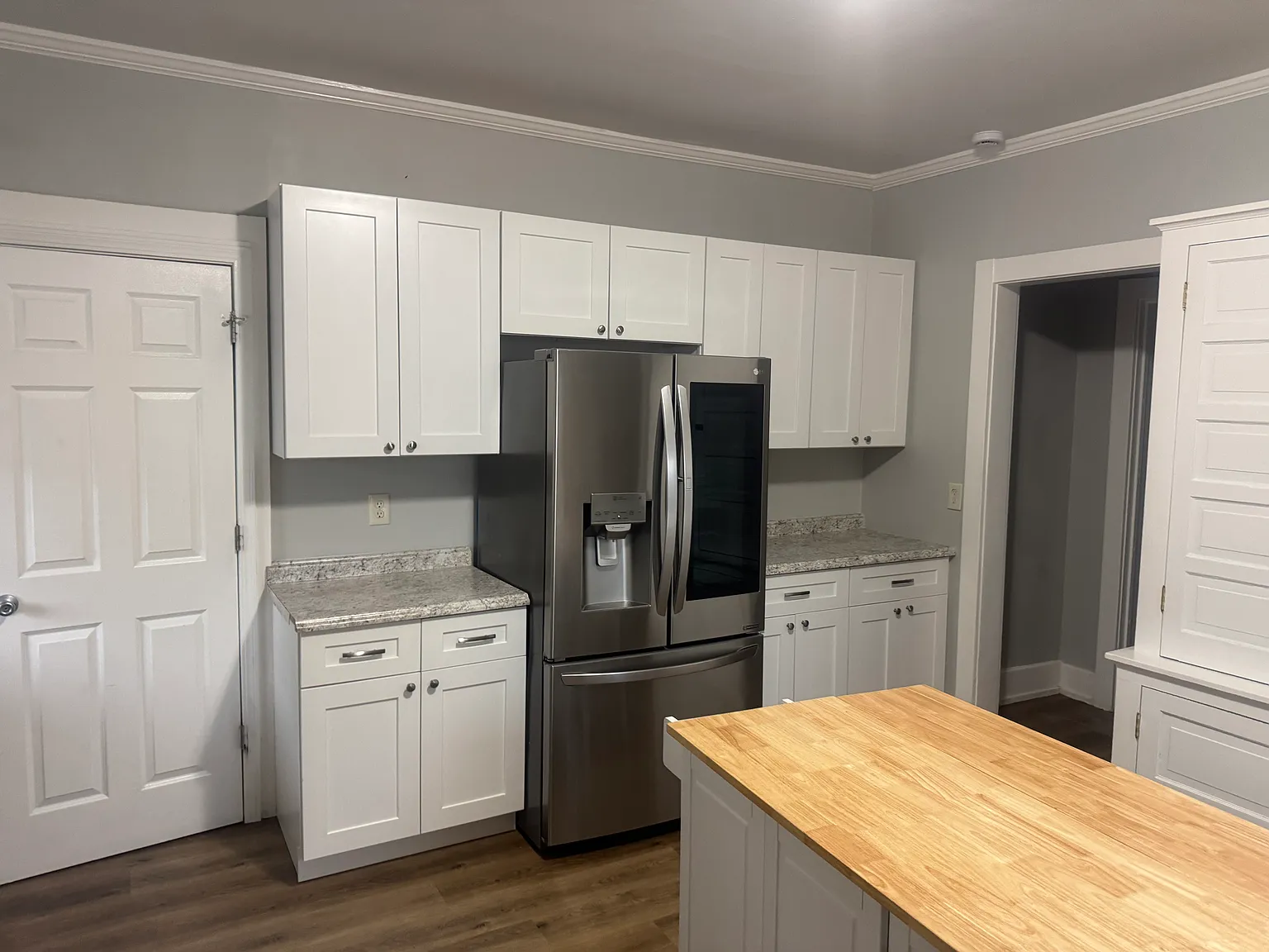 5 bed, 1885 sqft, $2,500 — Photo 2