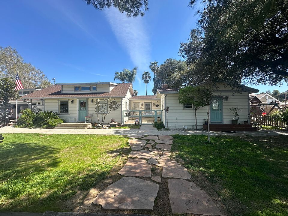 1st image of 812 N Amelia Ave
