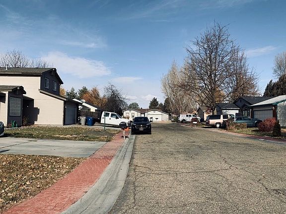 4th image of 501 W Cobblestone Pl