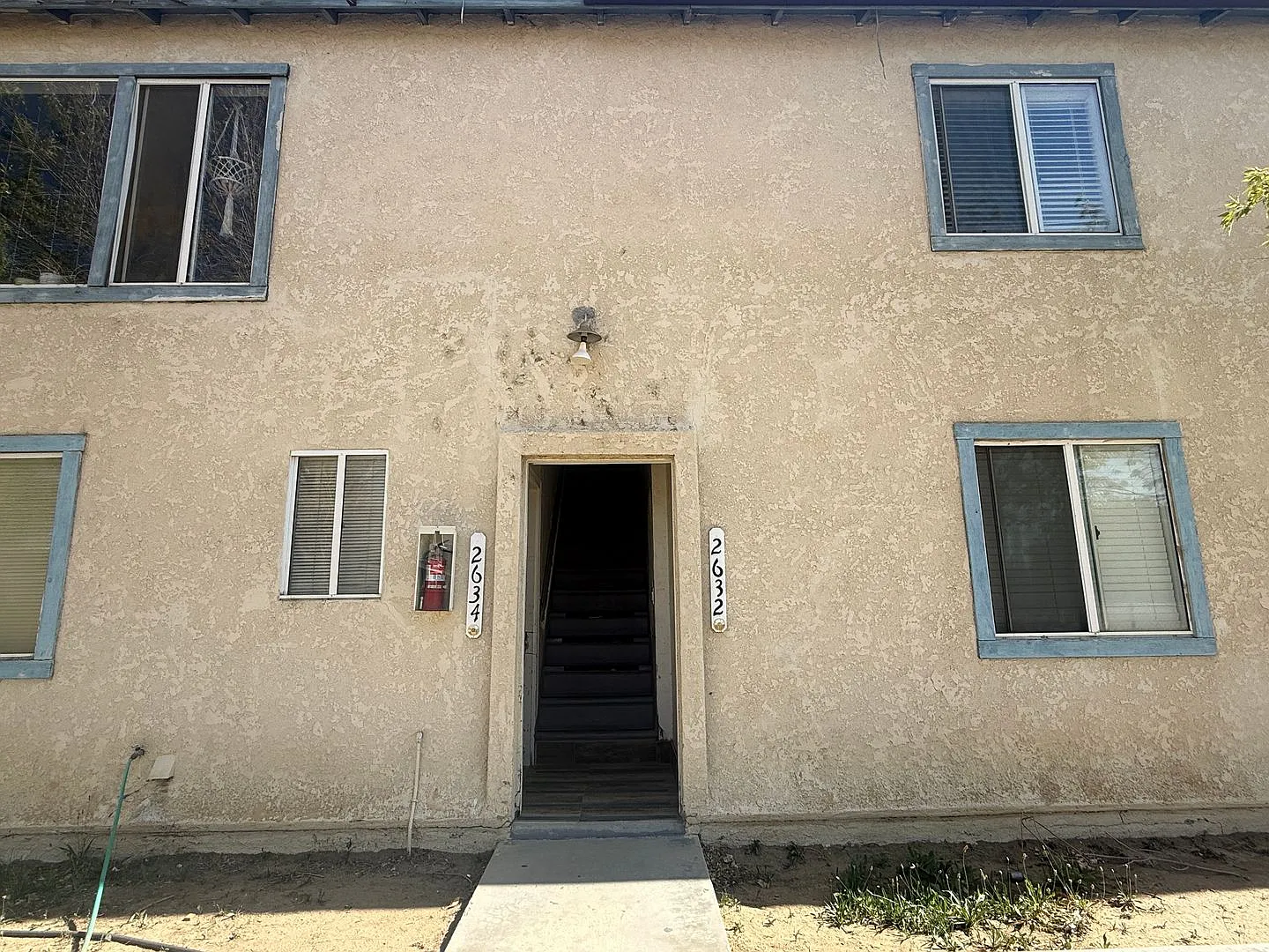 Rosamond 1 Bedroom + 1 Bathroom Available!! — Photo 3