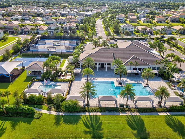 15205 Seaglass Terrace Ln — Photo 63
