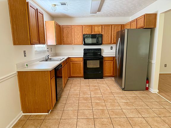 5th image of 4314 Lock Ness Ln