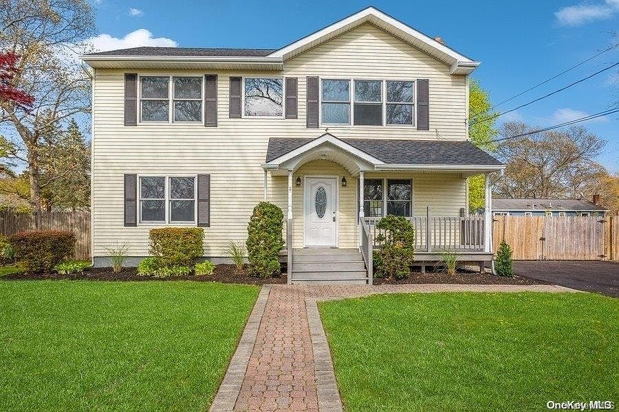 1st image of 151 Daisy Drive