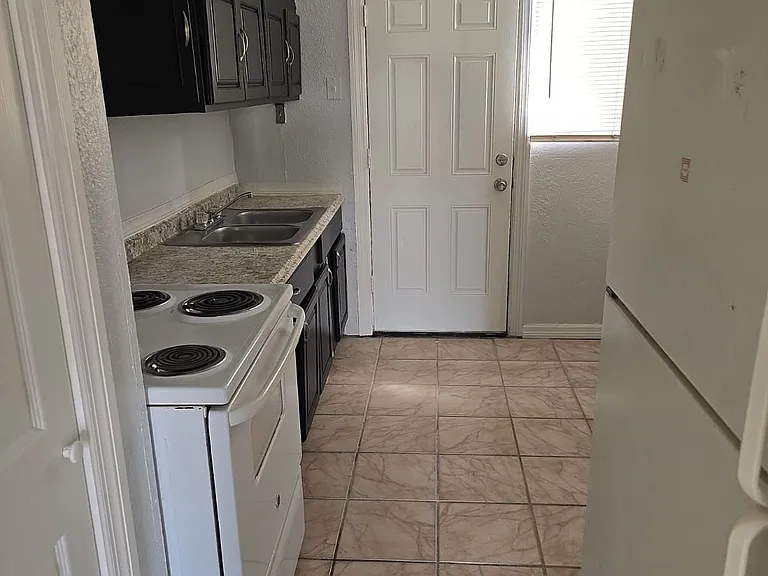 305 Clear Lake Way #0 — Photo 5