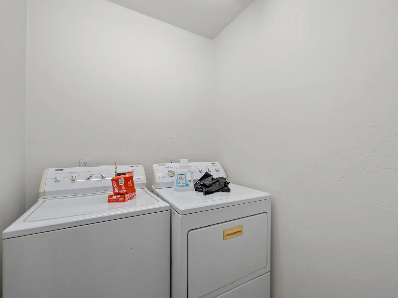 5379 East Falls View Drive - 1 — Photo 3
