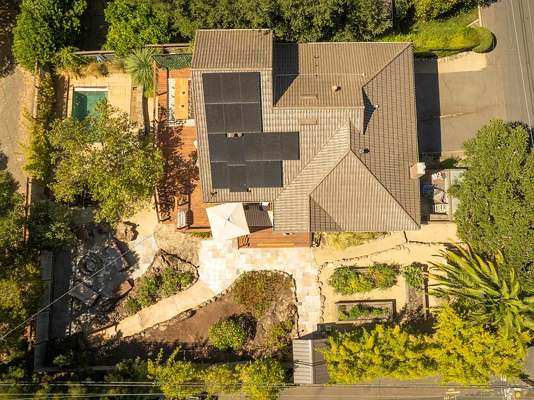 1028 Summit Ave #A — Photo 68