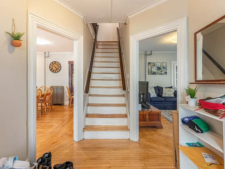111 Chestnut St #1 — Photo 3