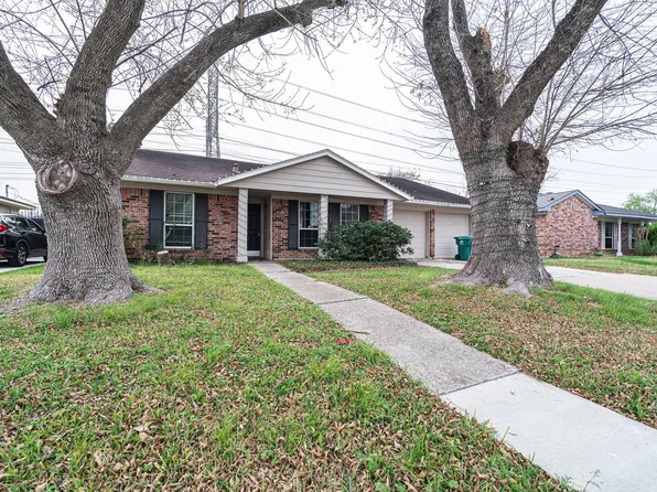 7406 Baneway Dr, Houston, TX 77072