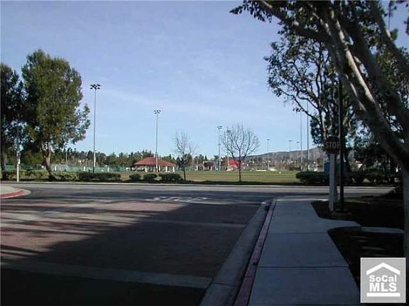 Walk to Tustin SportsPark