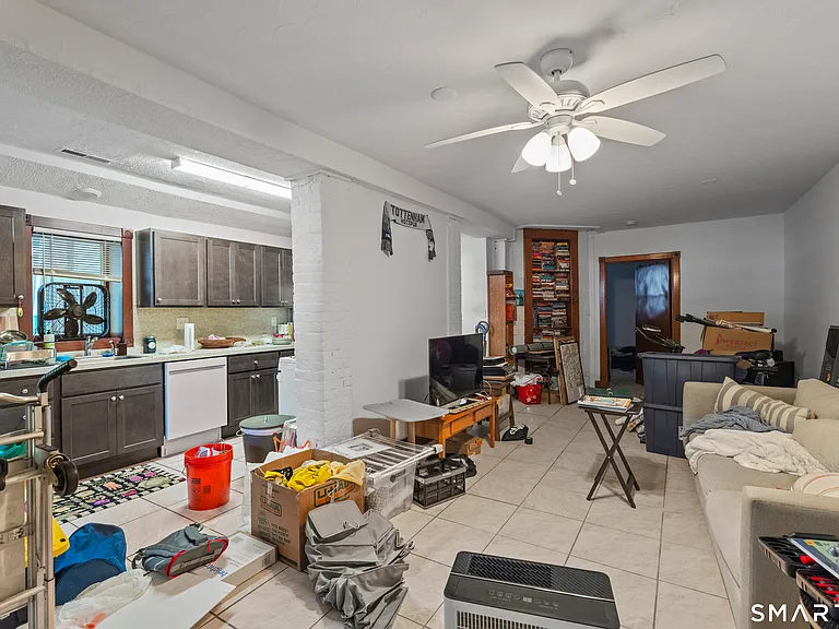 251 Lawrence St #LL — Photo 5