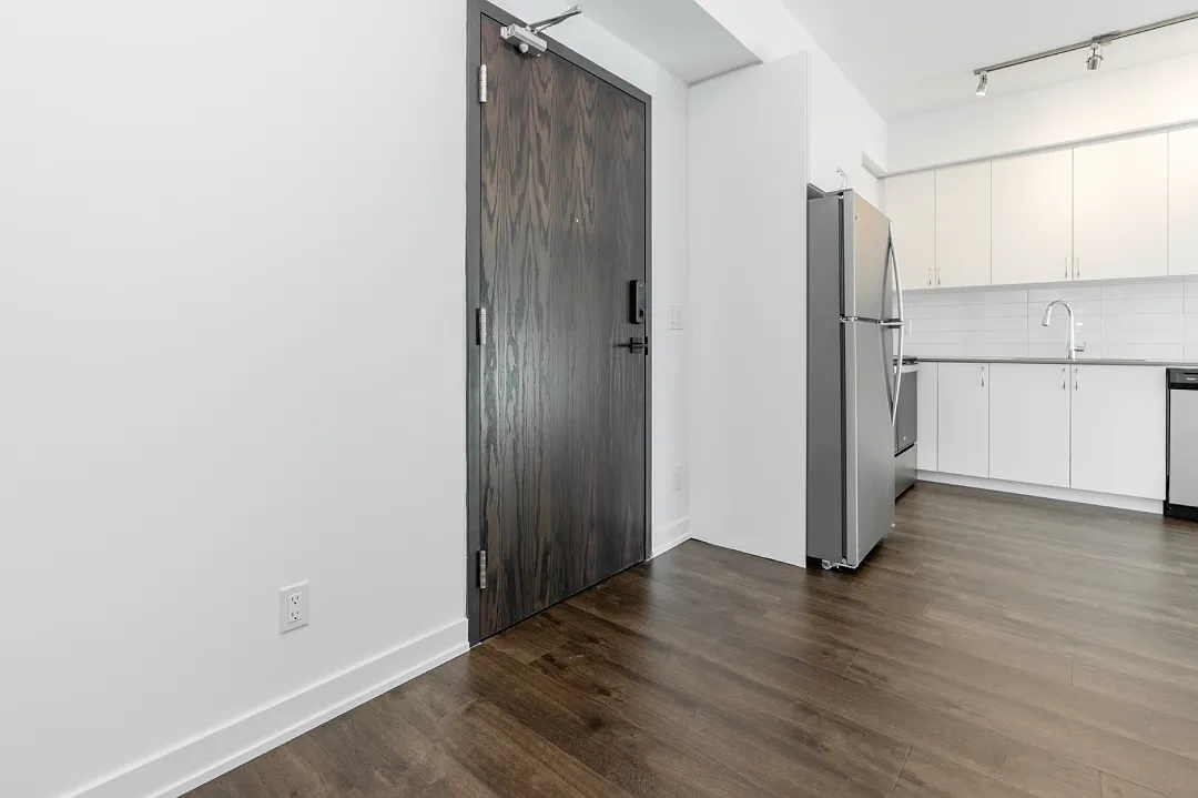 56 Lakeside Ter, Barrie, ON L4M 0L4, Canada — Photo 2