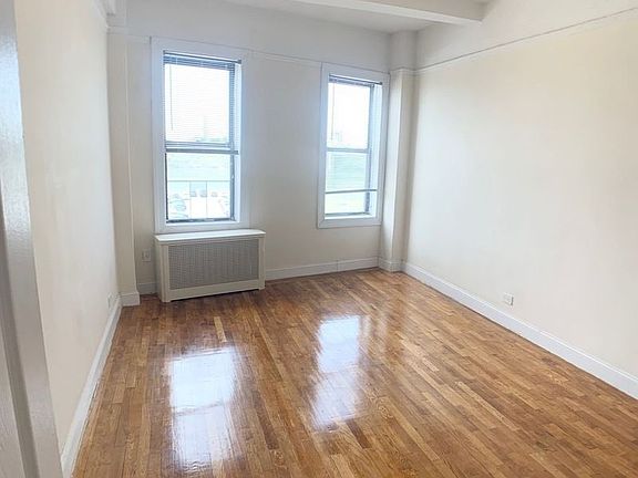 4th image of 128 Fort Washington Ave APT 10C