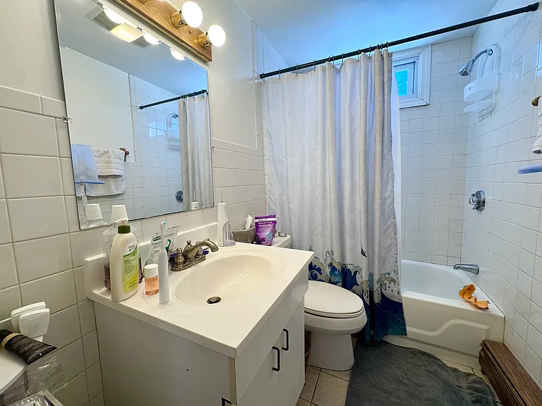 202 Winchester St #A — Photo 5