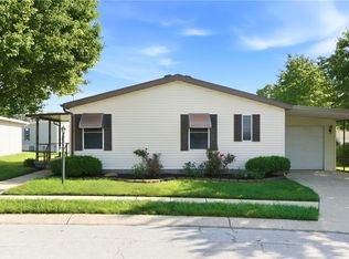 137 S Point Dr, Fairborn, OH 45324