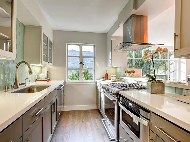 65 Lovell Ave #A — Photo 2