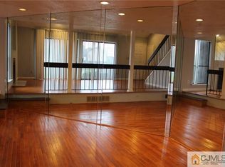 384 Westgate Dr UNIT 384, Edison, NJ