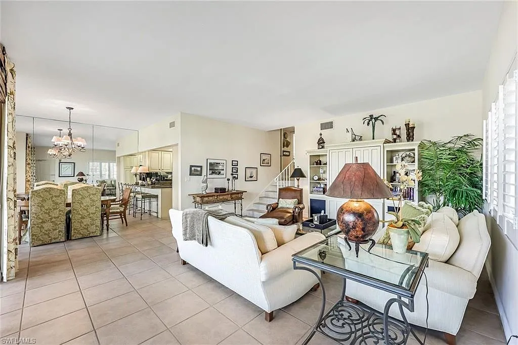2 bed, 2.0 bath, 1265 sqft, $10,000 — Photo 4