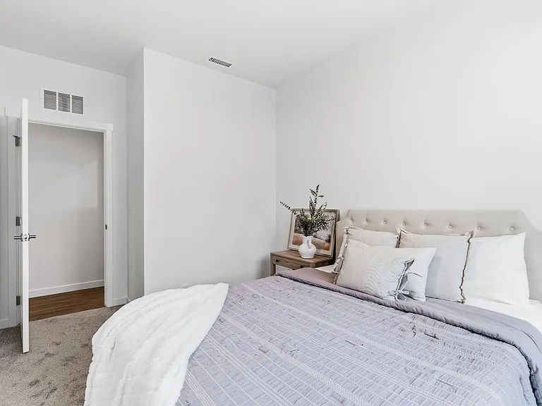 510 Diamond Ln — Photo 29