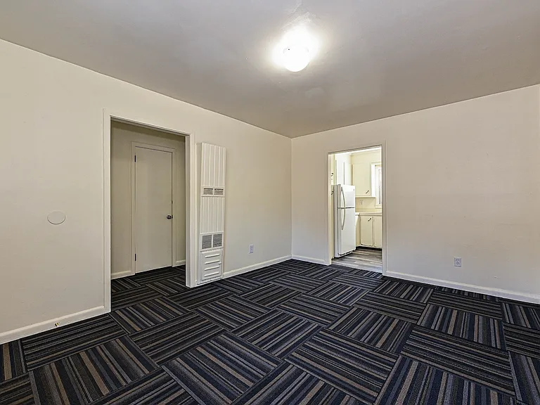 260 Church St NE — Photo 7