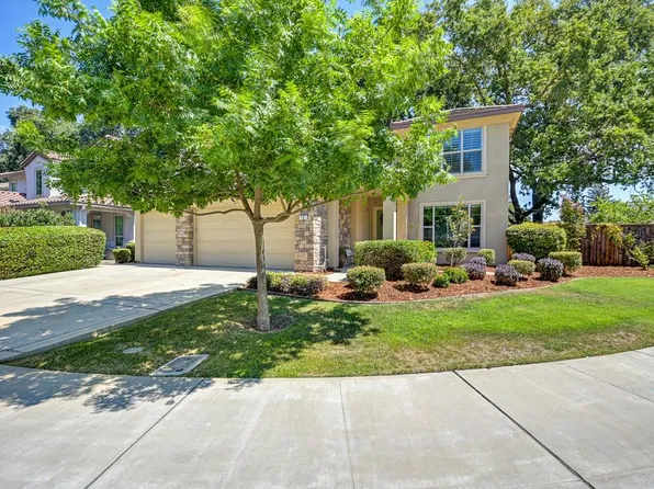 18 Triumph Ct, Sacramento, CA 95831