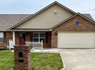 4208 Solomon Dr, Knoxville, TN 37938