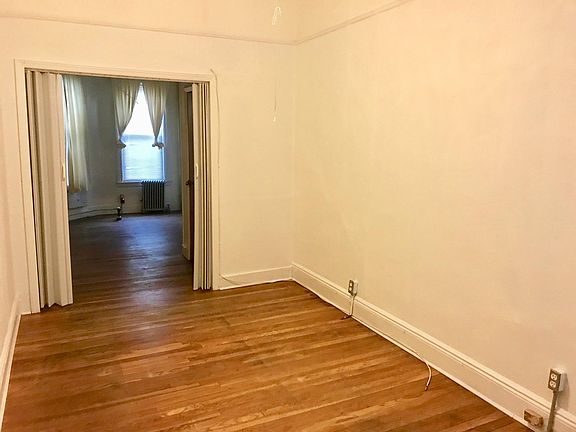 3rd image of 8811 85th St #1