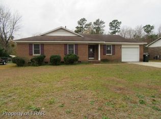 6670 Vaughn Rd, Fayetteville, NC 28304