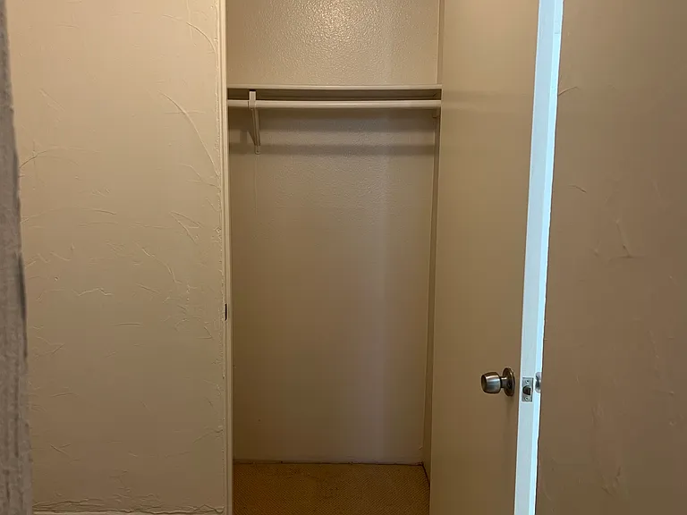 6526 Ocean Crest Dr — Photo 18