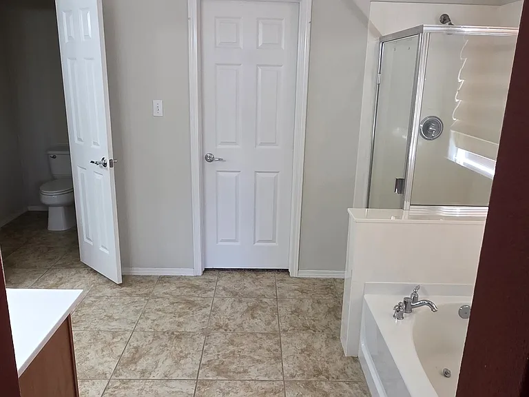 1100 Alegria Rd NW — Photo 14