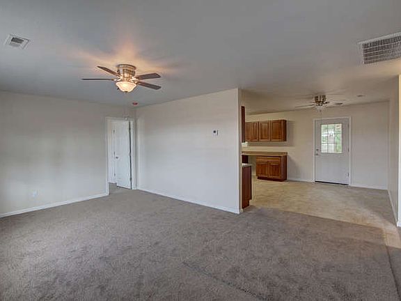 4th image of 140 W Milby St