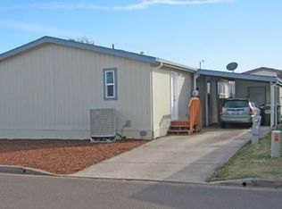 1000 S McKern Ct #71, Newberg, OR 97132