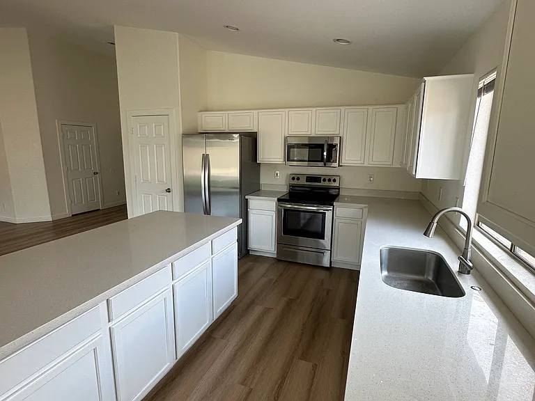 10335 E Idaho Ave — Photo 9
