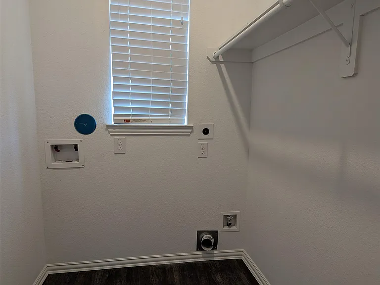 10503 Dolce Ln — Photo 3