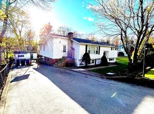 4 Richardson Rd, Hudson, MA 01749