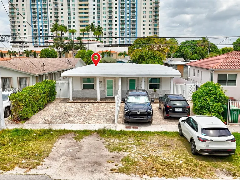 2953 SW 23rd St #55 — Photo 42