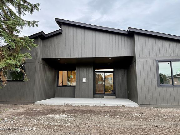 3rd image of 10040 Zeus Cir