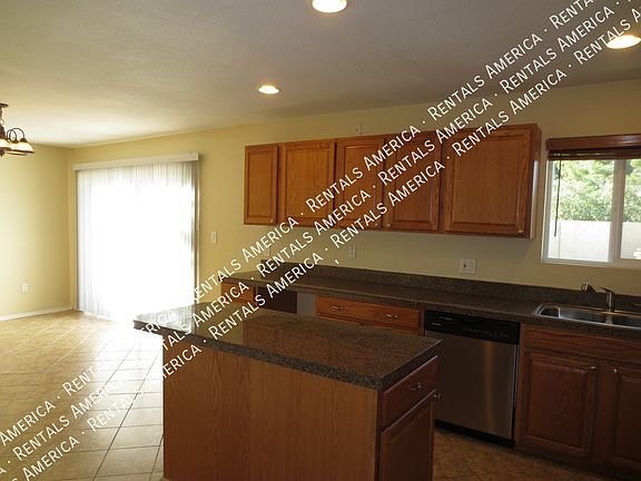 4th image of 1228 N 78th St