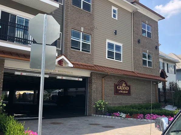 622 Westfield Ave #308, Elizabeth, NJ 07208