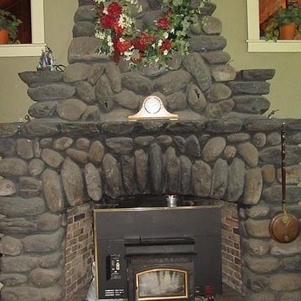4th image of 147 Fairbanks St