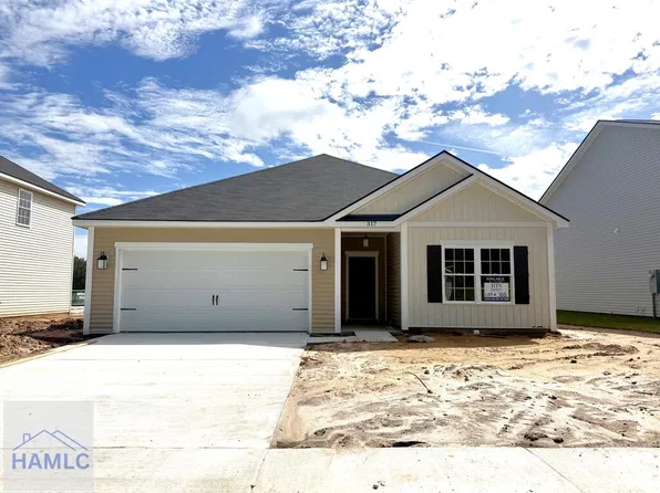 317 Juniper Dr, Hinesville, GA 31313