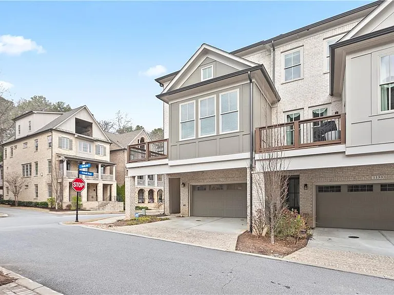 1135 Cordia Ave NW — Photo 54