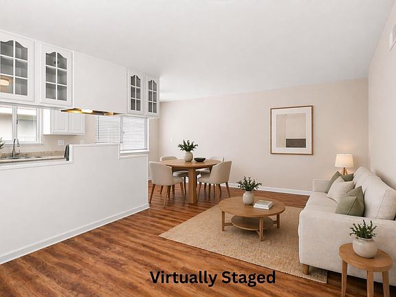 3rd image of 5578 Spinnaker Dr APT 4