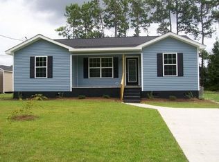 124 Blairstone Ln, Thomasville, GA 31792