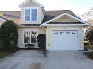 300 Sweetwater Cv #300, Newport, NC 28570