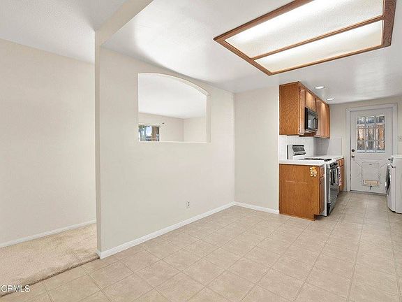 3rd image of 5127 Larkspur Dr