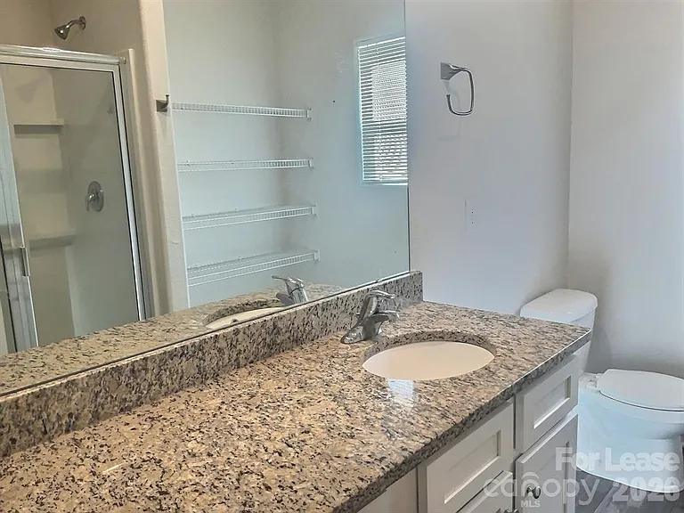 2112 Lanza Dr — Photo 6
