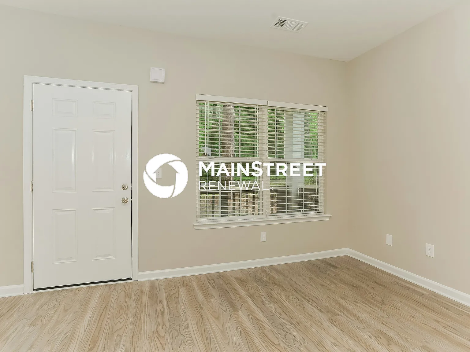 2019 Reynolds Dr SW — Photo 2