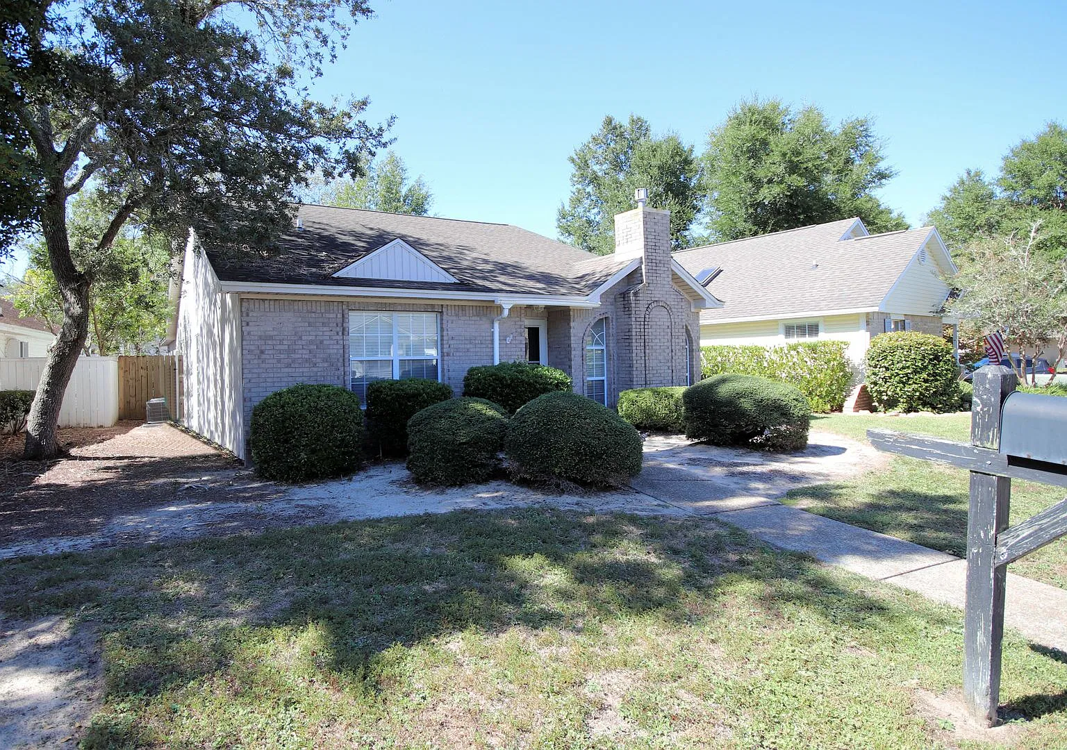 Charming 3-Bedroom Home in Bluewater Bay — Photo 3