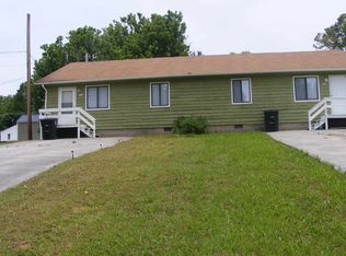 504 Chapman St, Athens, TN 37303